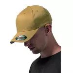 Flex fitted baseball cap borduren